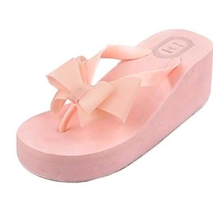 B O W 🎀 J E L L Y wedge Sandal